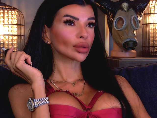 EleniaDevons