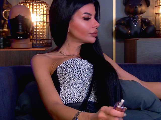 EleniaDevons's BongaCams show and profile