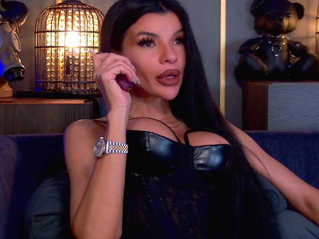 EleniaDevons's BongaCams show and profile