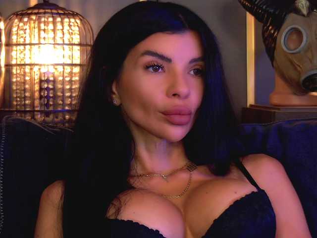 EleniaDevons