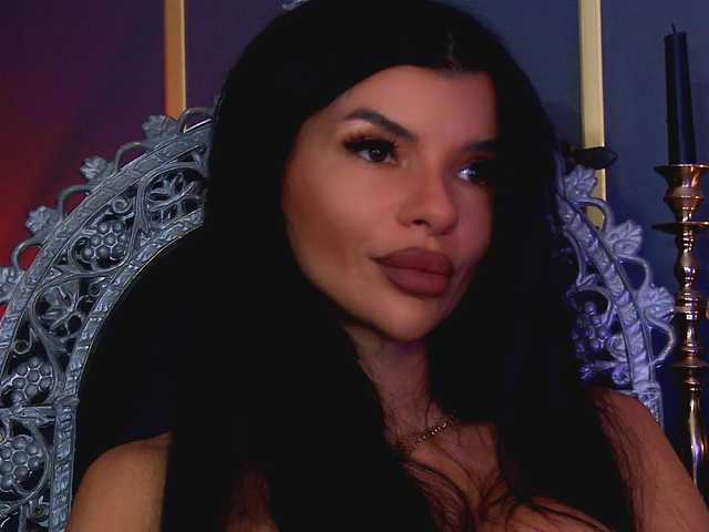 EleniaDevons