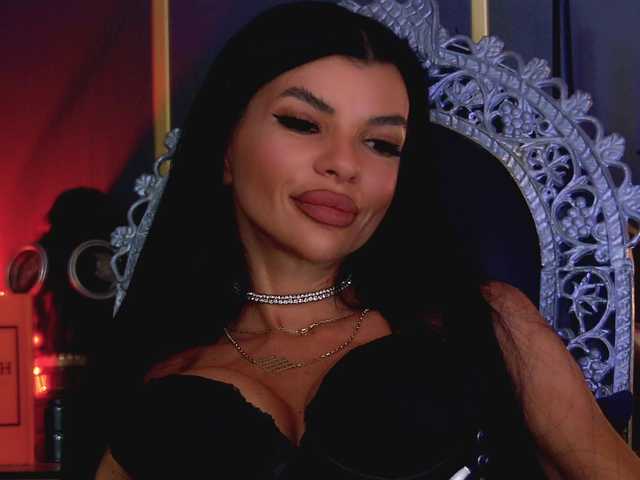 EleniaDevons