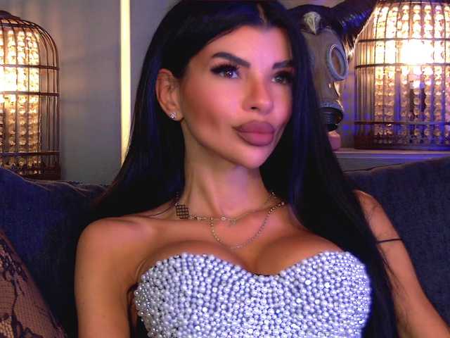 EleniaDevons
