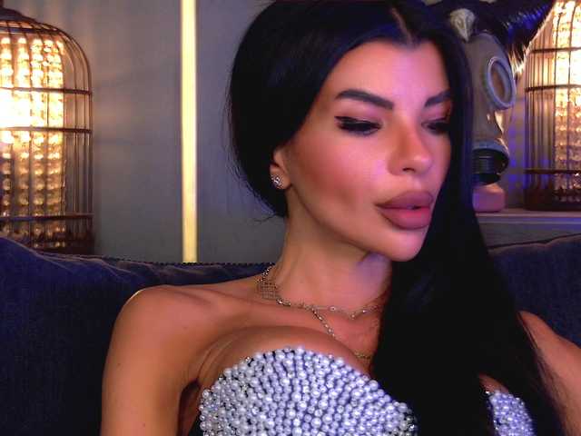 EleniaDevons