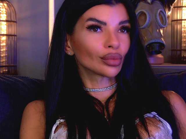 EleniaDevons