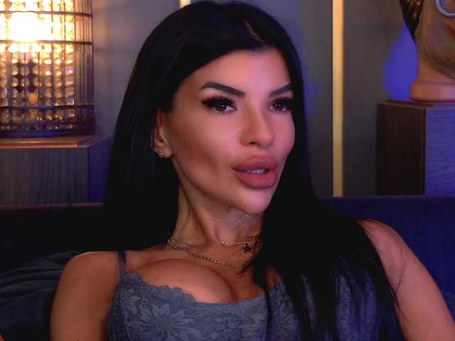 EleniaDevons