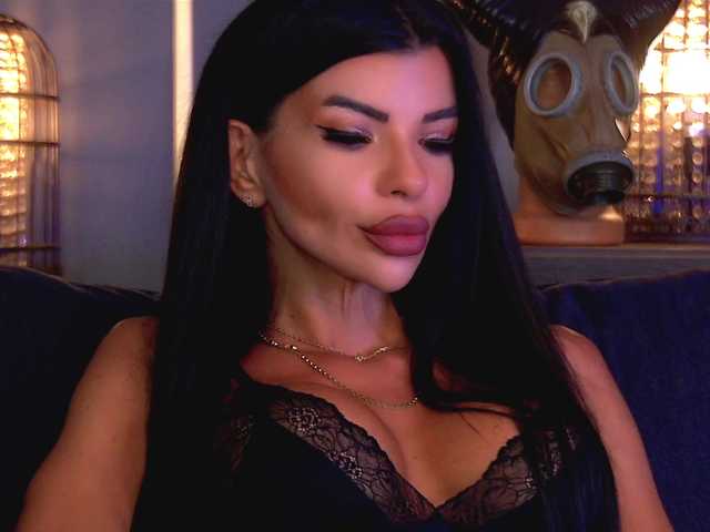 EleniaDevons