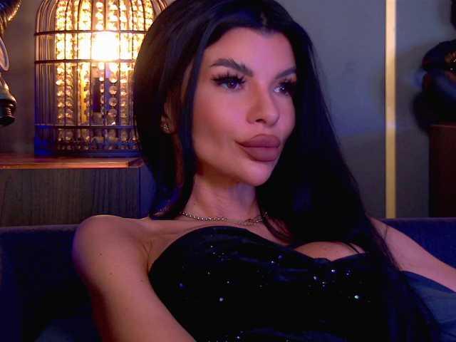 EleniaDevons Live Cam and Statistics on UnifiedCams