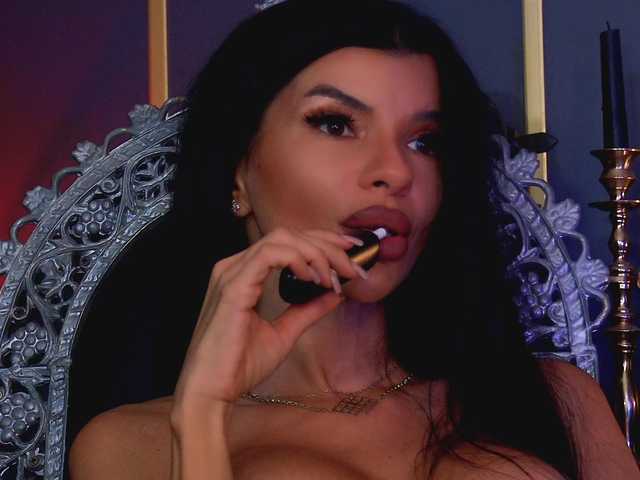 EleniaDevons