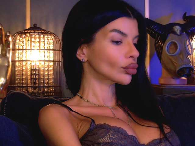 EleniaDevons