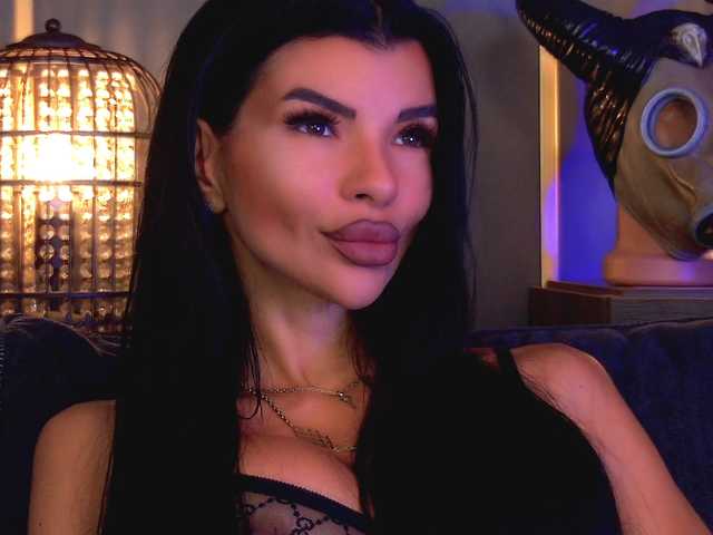 EleniaDevons