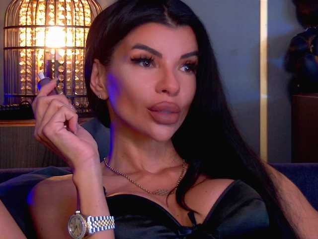 EleniaDevons