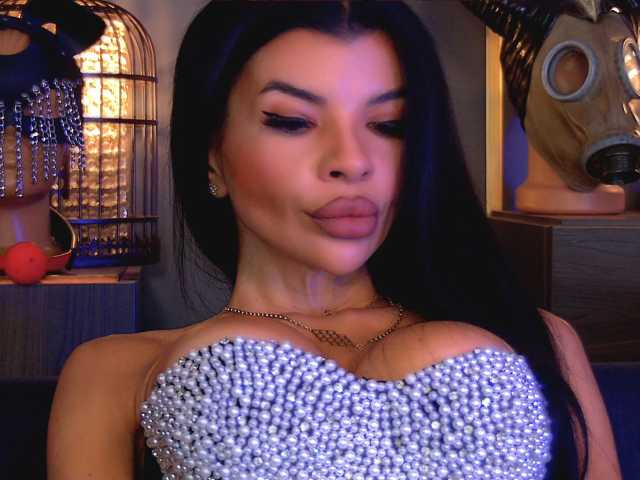 EleniaDevons