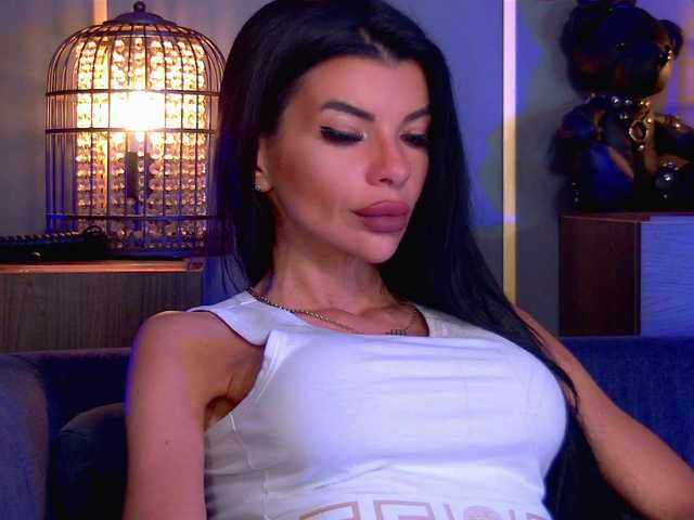 EleniaDevons