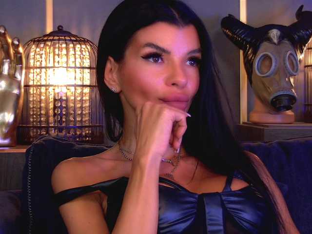 EleniaDevons