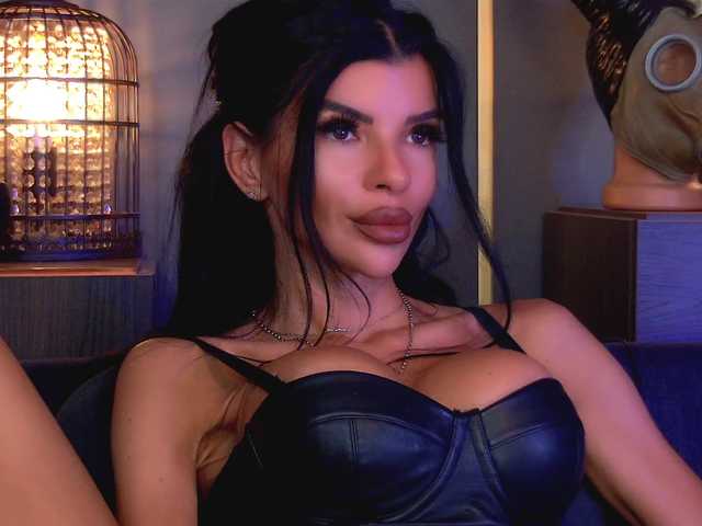EleniaDevons