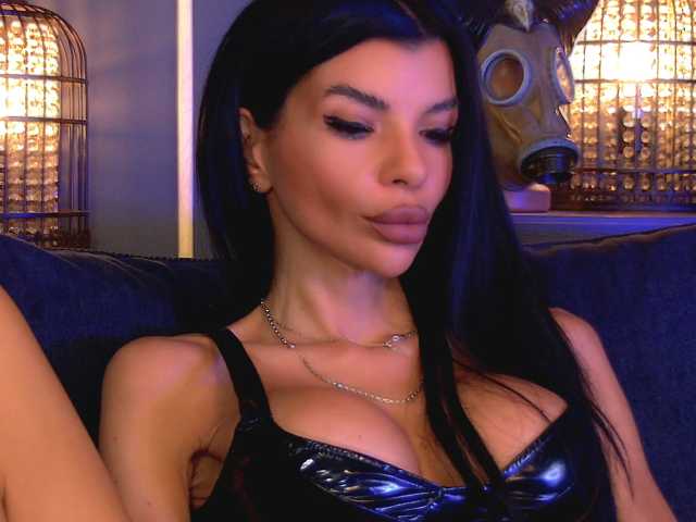 EleniaDevons