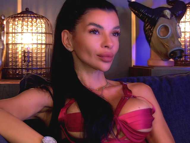 EleniaDevons