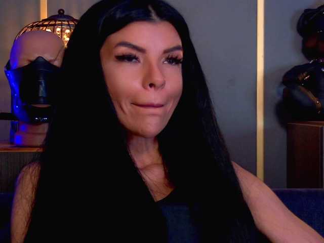 EleniaDevons