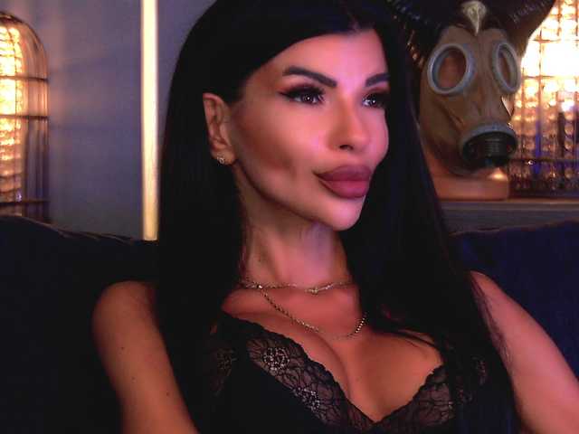 EleniaDevons