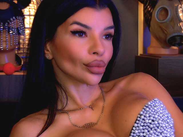 EleniaDevons
