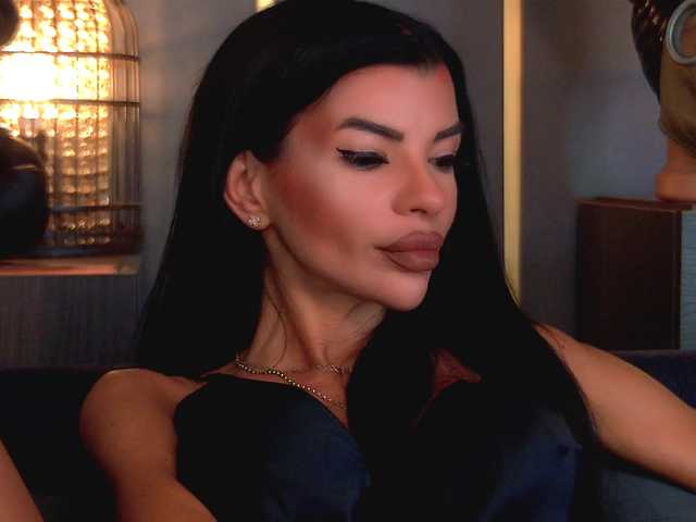 EleniaDevons