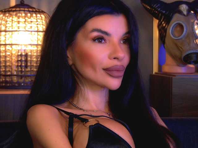 EleniaDevons