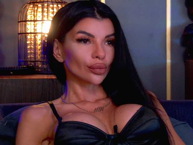 EleniaDevons