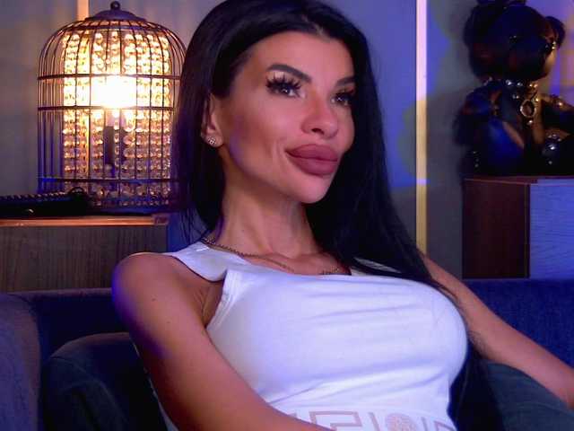 EleniaDevons