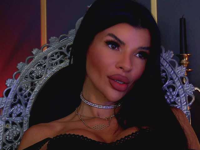 EleniaDevons