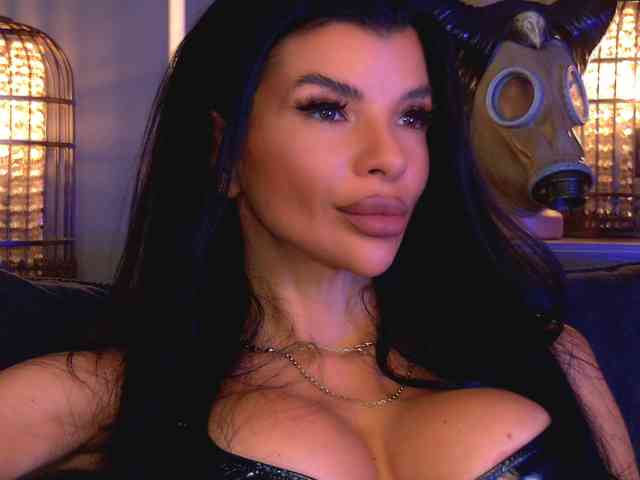 EleniaDevons