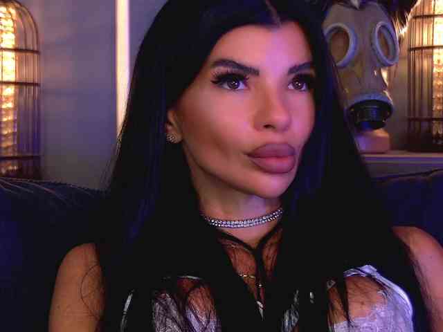 EleniaDevons