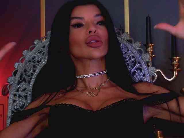 EleniaDevons