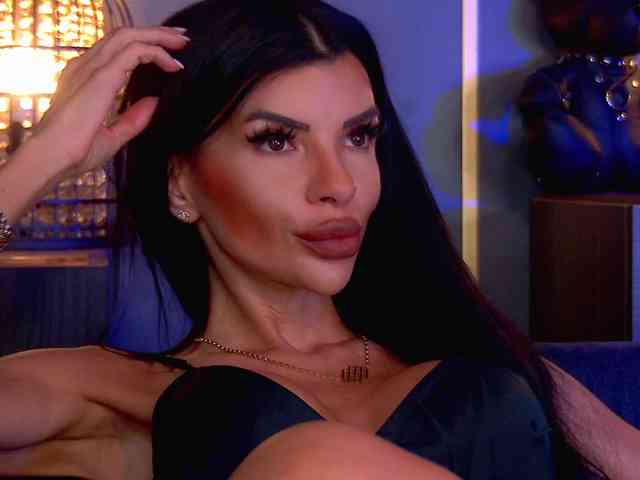 EleniaDevons