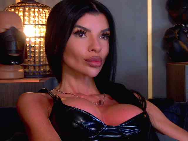 EleniaDevons