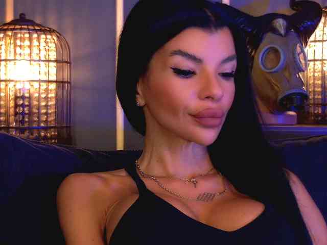 EleniaDevons
