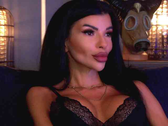 EleniaDevons webcam