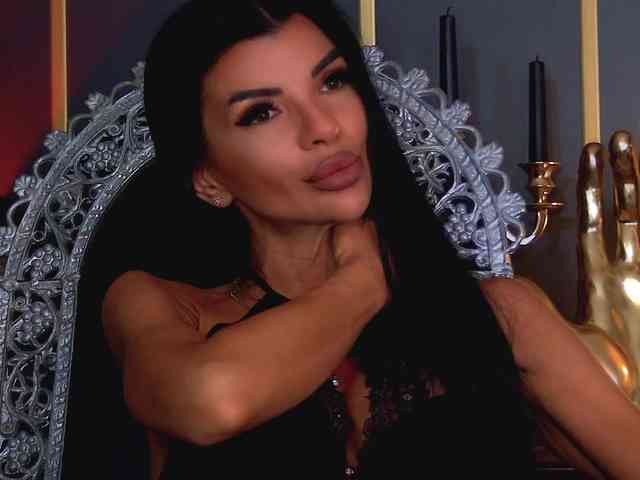 EleniaDevons