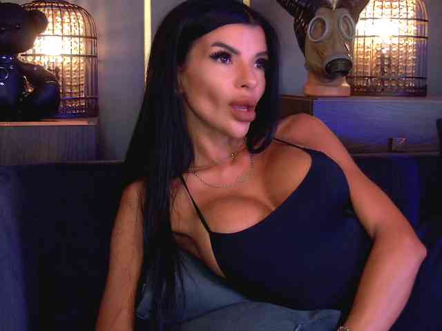 EleniaDevons