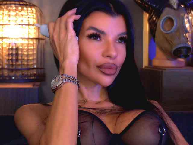 EleniaDevons