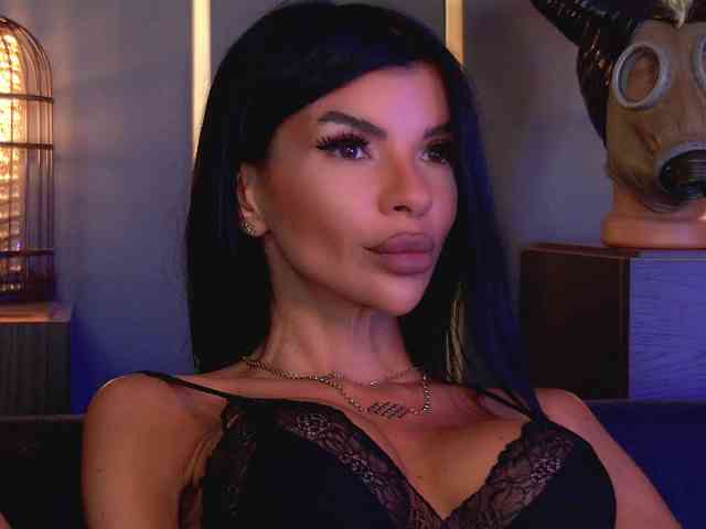 EleniaDevons