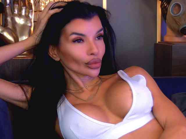 EleniaDevons