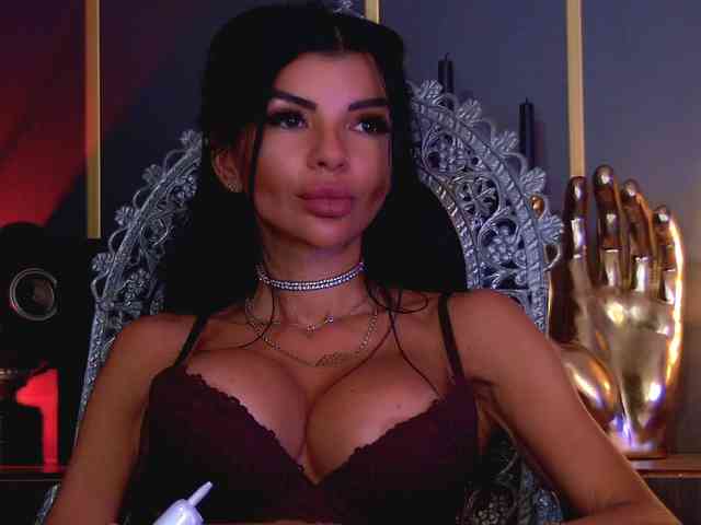 EleniaDevons