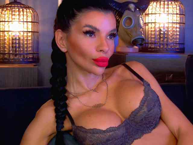 EleniaDevons