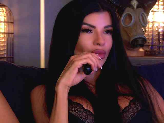EleniaDevons webcam
