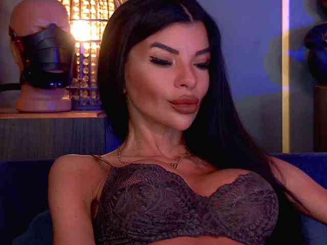 EleniaDevons