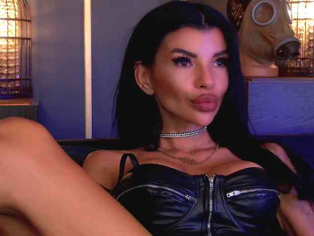 EleniaDevons