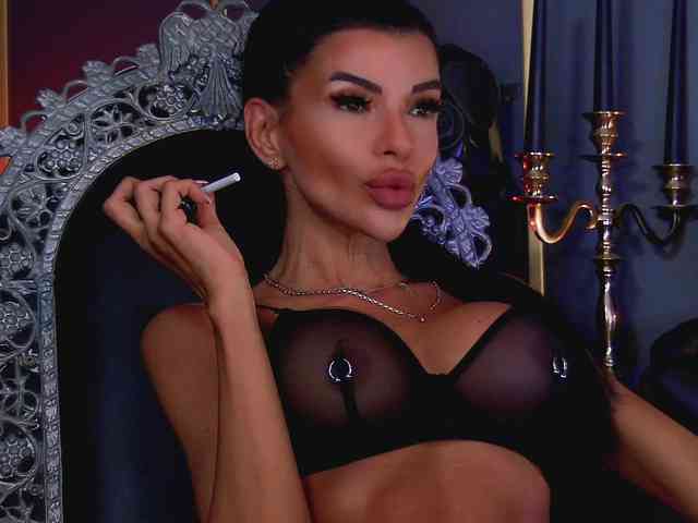 EleniaDevons