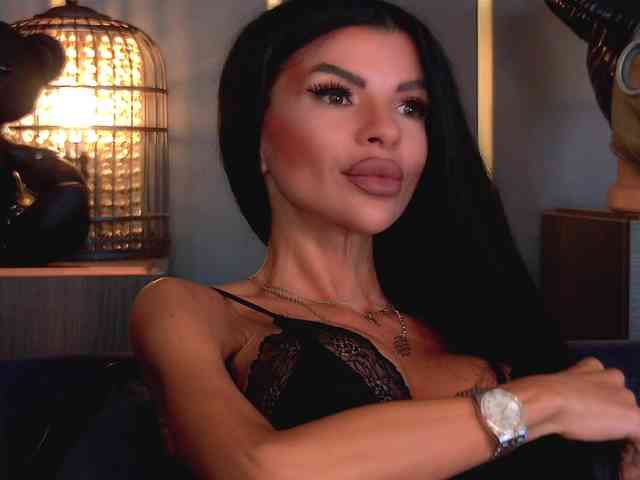 EleniaDevons