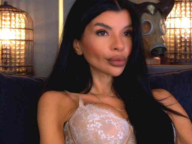EleniaDevons